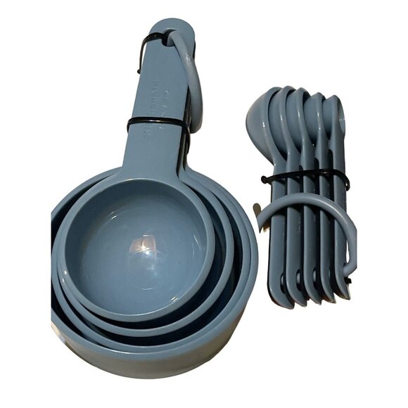 KITCHENAID Blue Velvet Can Opener, whisks, & measuring cups and spoons 15 pc.SET - Picture 13 of 14